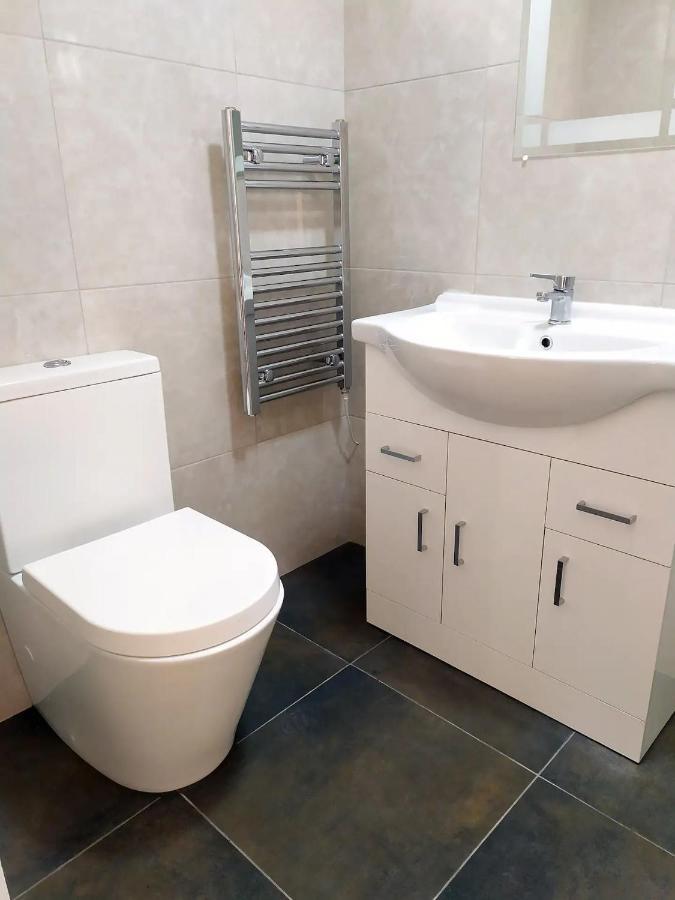 The Beech Flat - Self Contained One Bedroom Flat With Parking オックスフォード エクステリア 写真